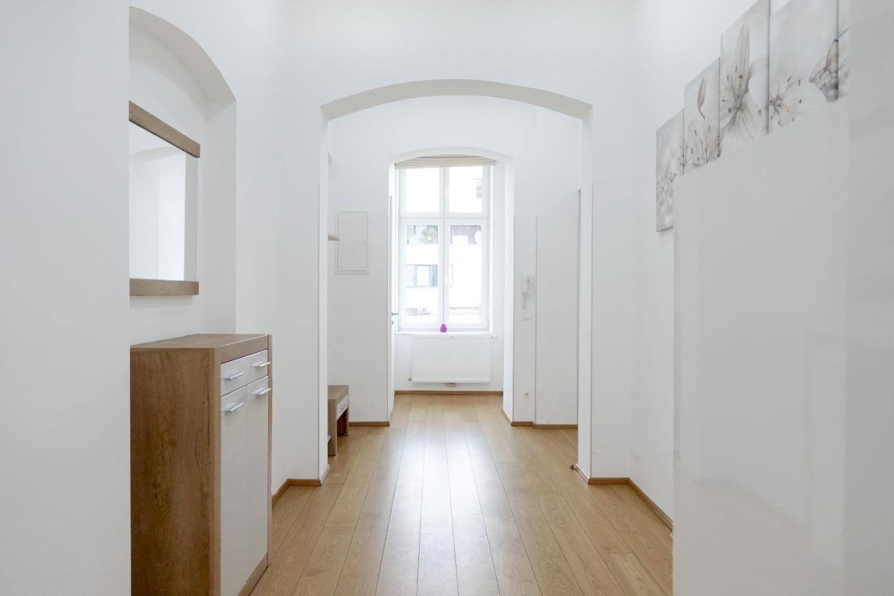 Apartments 4 You Red Star 8 Vienna Luaran gambar